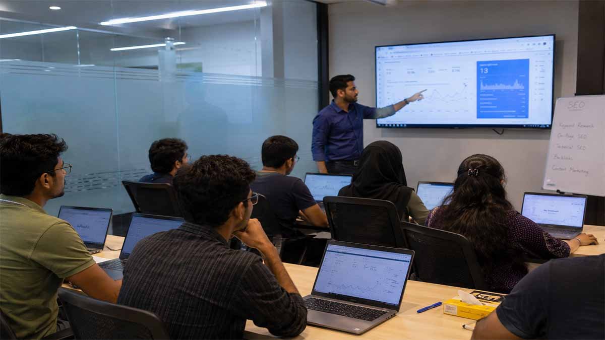 Top 7 Digital Marketing Courses in Bangladesh